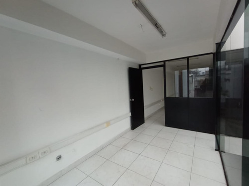 Imagen 27 de 30 de Local En Venta En La Plata Calle 8 E/ 61 Y 62 - Dacal Bienes Raíces