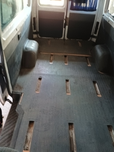 Mercedes-Benz Sprinter Minibus