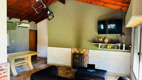 Casa Quinta En Venta En 20 De Junio, Parque Y Pileta Excelente Ubicacion