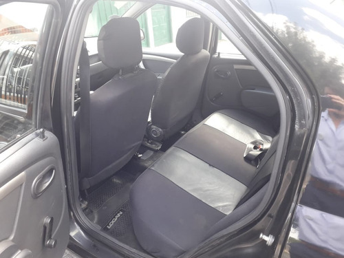 Renault Logan Ph2 Pack 1.6n Mt 4 Ptas. / Gnc / 2011