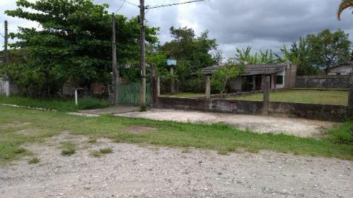 Casa Com Terreno De 900 Mts Em Peruíbe Litoral Sul- 3815 Npc