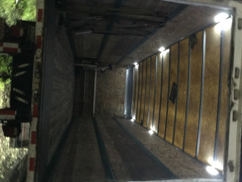 Imagen 6 de 6 de Freightliner Fl70