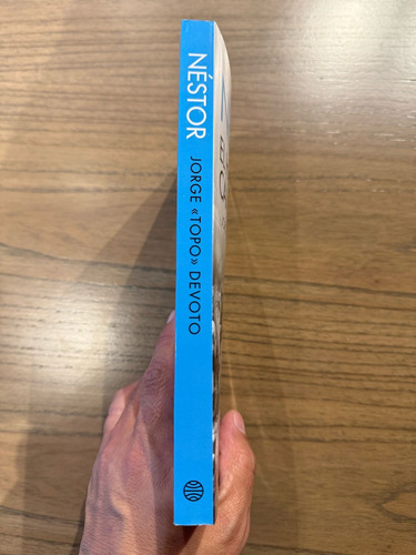 Libro Usado Nestor El Hombre Que Cambio Todo - Topo Devoto (Usado)