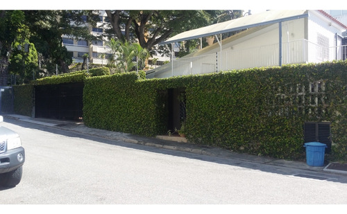 Vendo Casa 400m2 Los Chorros 0613