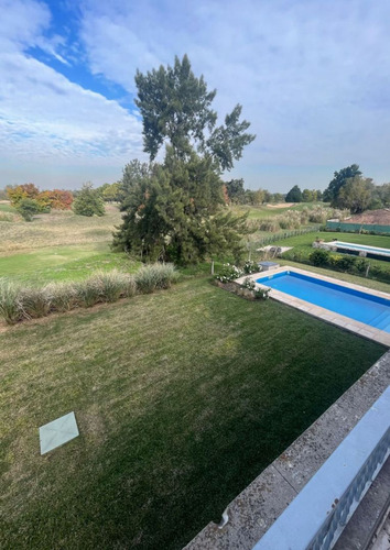 Casa En Venta En Buenos Aires Golf