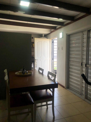 Imagen 12 de 14 de Excelente Vivienda Para Dos Familias
