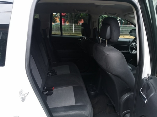 Imagen 10 de 14 de Jeep Compass 2015 2.4 Litude 4x2 At