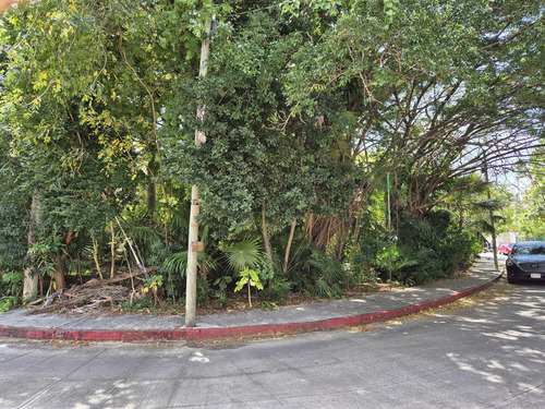 Terreno En Venta En Sm. 2a, Cancún