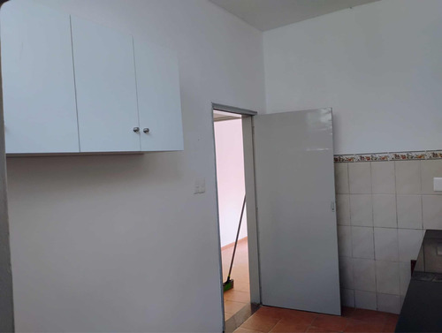 Alquiler Casa 2 Dormitorios Y Un Baño