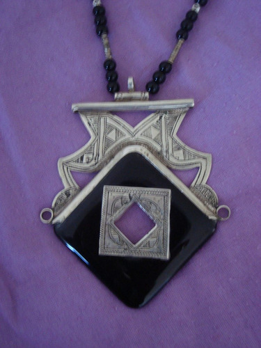 Colgante Joya De Plata Piedra Dura Detalles Alpaca Bereber Negro