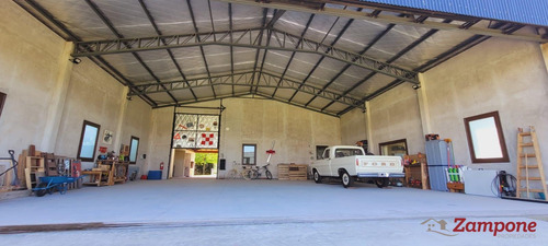 Venta De Casa 3 Ambientes Con Hangar En El Aero Country Club General Rodriguez