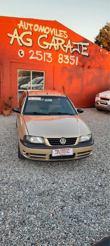 Volkswagen Gol Sedan