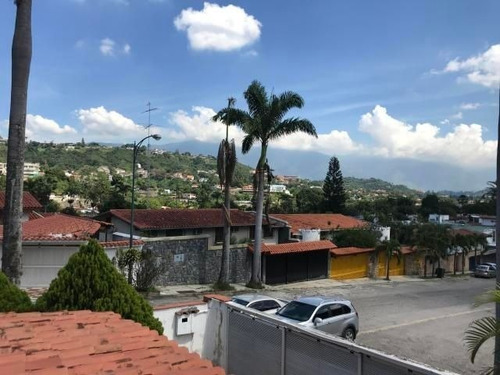 Imagen 16 de 21 de Excelente Casa Para Remodelar En Venta Prados Del Este Mls #21-2593
