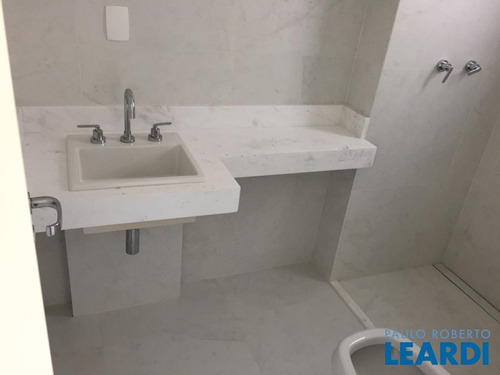 Imagem 14 de 15 de Apartamento - Campo Belo - Sp - 587631
