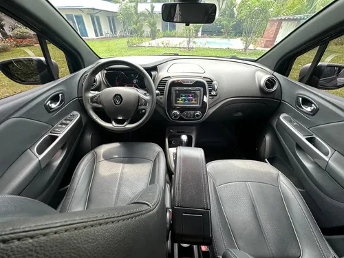 Renault Captur 2.0 Intense Bose Edición especial