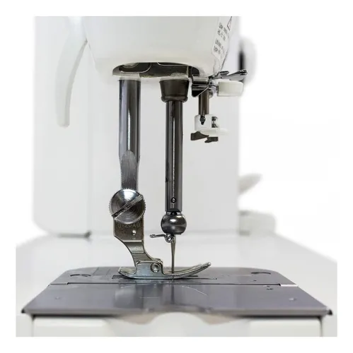 Juki Máquina De Coser Y Acolchar De Alta Velocidad Tl-q Co. Color Blanco
