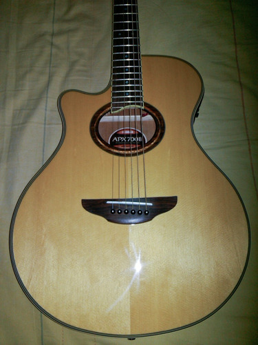Guitarra Electro Acústica Yamaha Apx700ii Para Zurdo