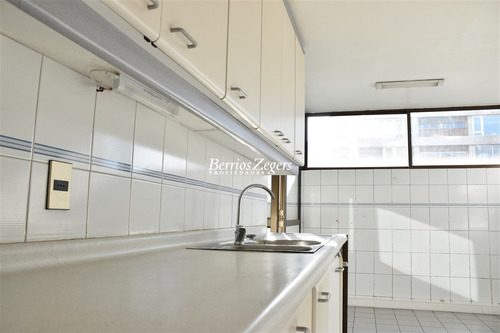 Departamento En Venta De 4 Dorm. En Vitacura
