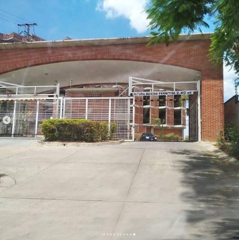 Imagen 2 de 10 de Se Vende Apto 72m2 2h/2b/1p Guarenas 9476