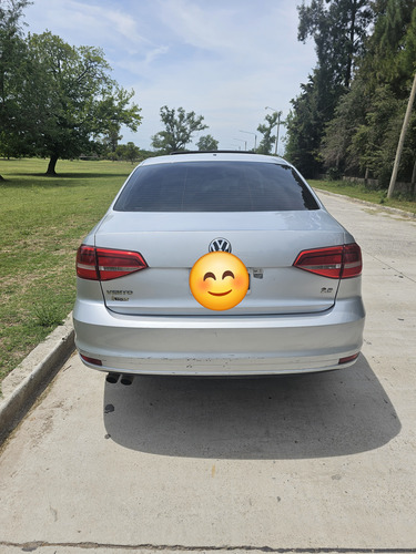 Volkswagen Vento 2.5 Advance Plus 170cv