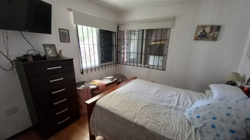 Venta Depto Tipo Casa De 3 Ambientes Calle 4 Entre 49 Y 50 Santa Teresita