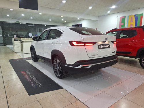 Fiat FASTBACK 1.3 T270 At6