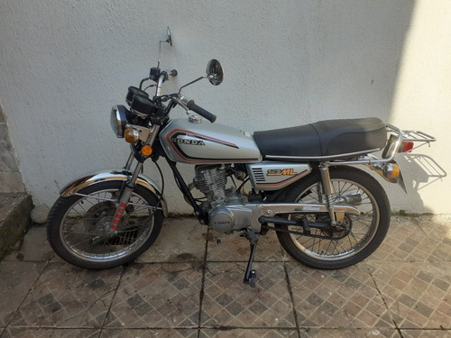 Imagem 5 de 9 de Honda Ml