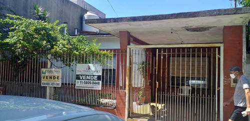 Casa  En Venta Ubicado En Quilmes Oeste, Quilmes, G.b.a. Zona Sur