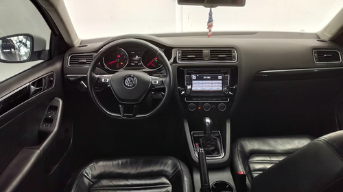 Volkswagen Jetta 2.0 Tsi Highline 4p