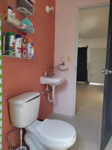 Renta Bonita Casa, De 1 Nivel, Lista Para Vivir!!!