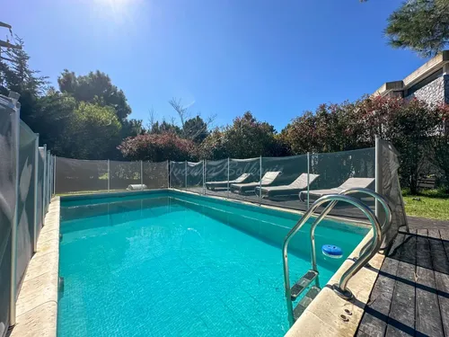 Alquiler Verano 2027 Casa 4 Dorm. (2 En Suite) Pileta Costa Esmeralda