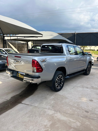 Toyota Hilux 2.8 Tdi Srv Cab. Dupla 4x4 Aut. 4p