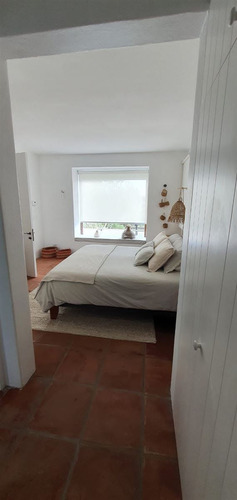 Casa En Arriendo De 4 Dorm. En Zapallar
