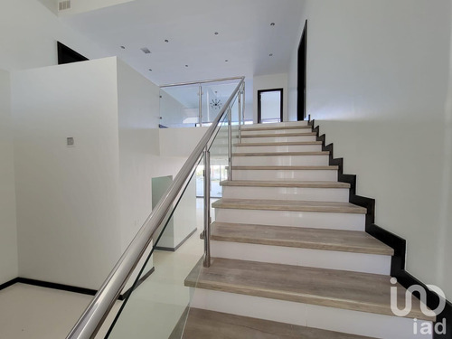 Venta Casa 4 Ambientes Misión De Los Lagos