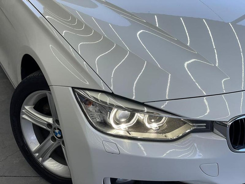 BMW Serie 3 320i 2.0 16v Turbo Active Flex 4p Automatico