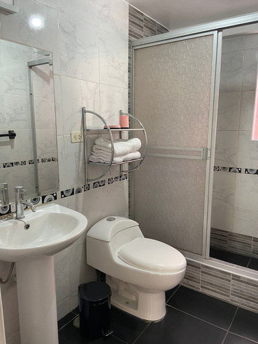 Imagen 14 de 30 de Vendo Bonito Dpto. Frente A Parque, 3er. Piso, 3 Dormitorios, Cochera