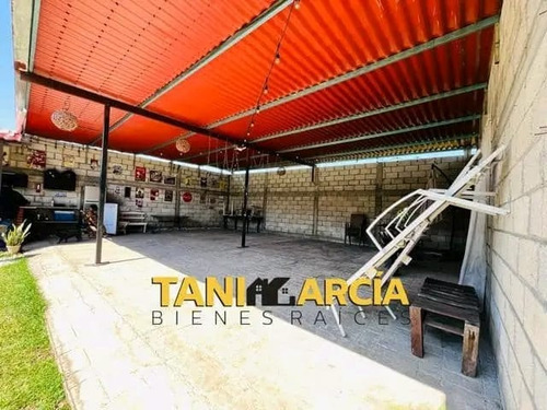Vendo Bonita Propiedad De 600 M2 Bardeada Ideal Para Salón De Fiestas