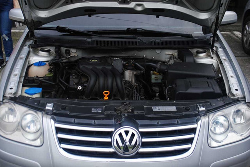 Volkswagen Jetta 2.0 Trendline