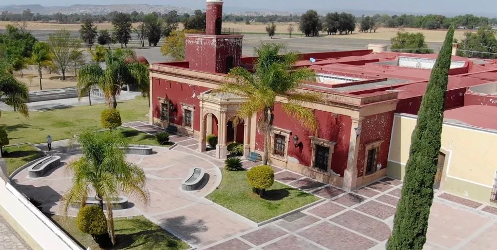 Hacienda En Lagos De Moreno En Venta