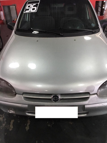Gm/corsa Sedan Gl 1.6 - Prata - 1996