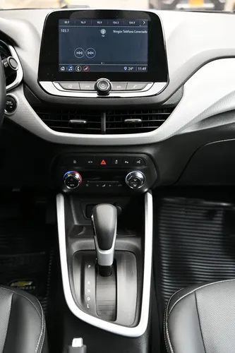 Chevrolet Onix 1.0T Premier Sedan At