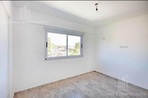 Imagen 6 de 12 de Departamento - Moron