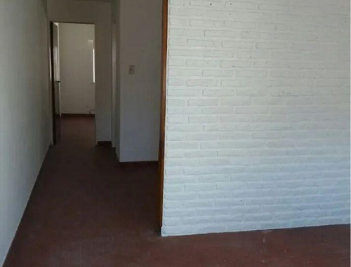 Imagen 5 de 8 de Venta - Departamento Interno - Merlo Centro