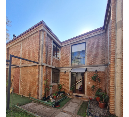 Vendo Gran Casa En Condominio Manantiales Concón