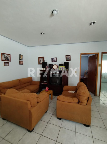 Jhl Casa En Venta En Cuautla Morelos Colonia Otilio Montaño