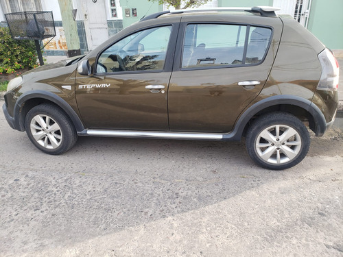 Renault Sandero Stepway 1.6 Confort 105cv