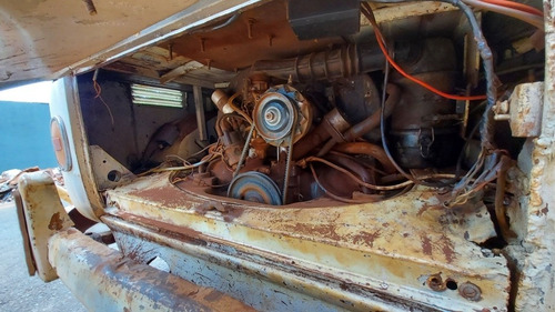 Imagem 4 de 10 de Volkswagen Kombi