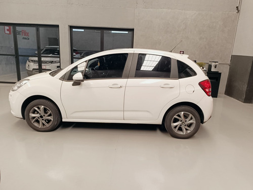 Citroën C3 1.2 PURE TECH FLEX TENDANCE MANUAL