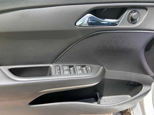 Imagen 13 de 15 de Chevrolet Cavalier 2018 1.5 Premier At