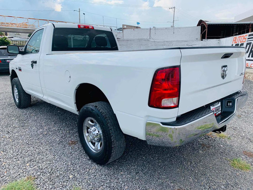 Imagen 5 de 15 de Dodge Ram 2500 2012 5.7 Pickup Slt 4x2 Mt